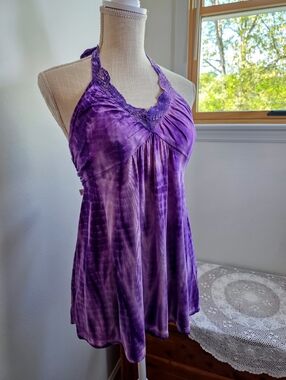 Vintage Y2K Candie’s Tie Dye Halter Top (NWT)